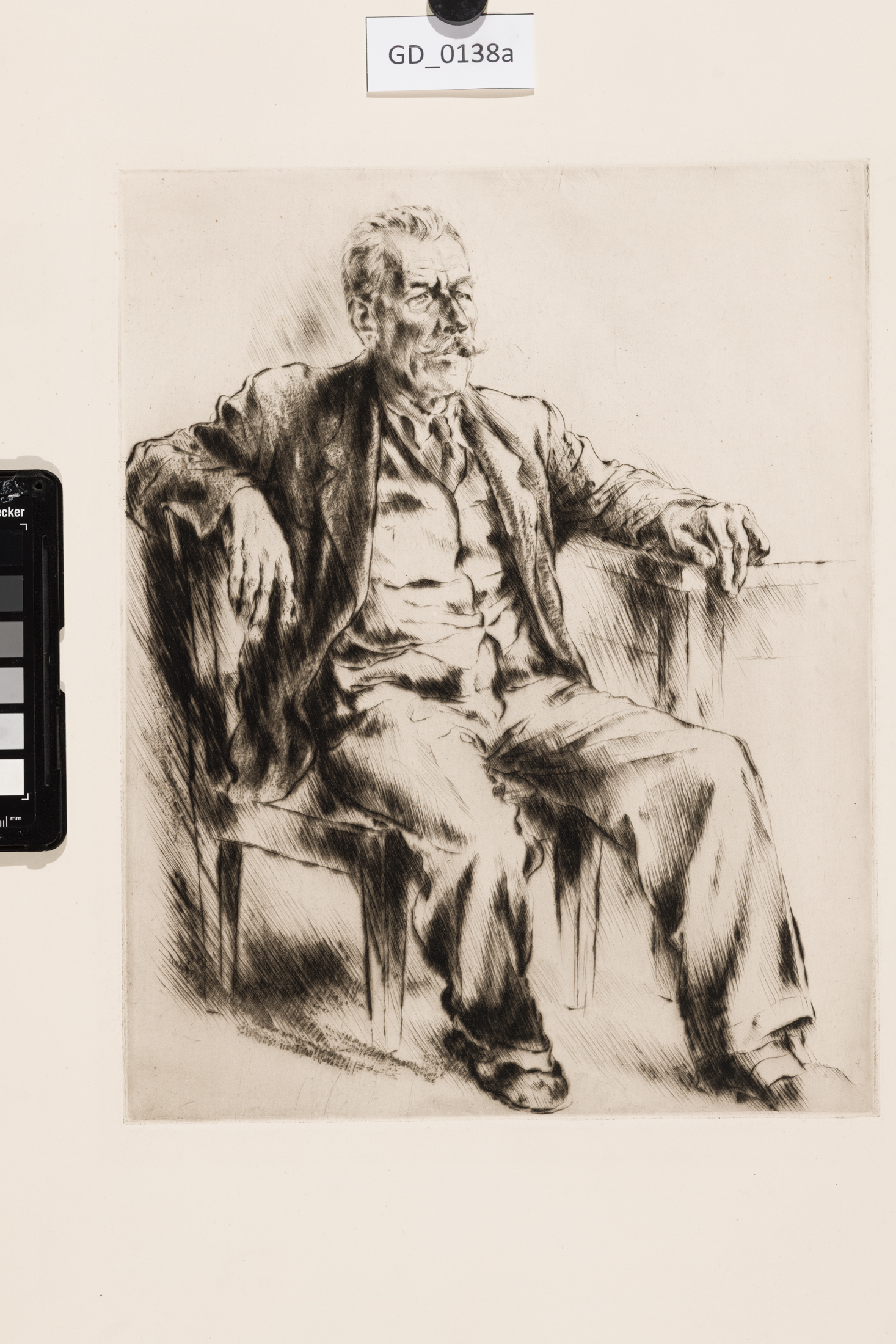 Rudolf Klimovič; Sedicí figura staršího muže s knírem;Suchá jehla; 31,3 x 24,7; 60,5 x 48,2; Silovský