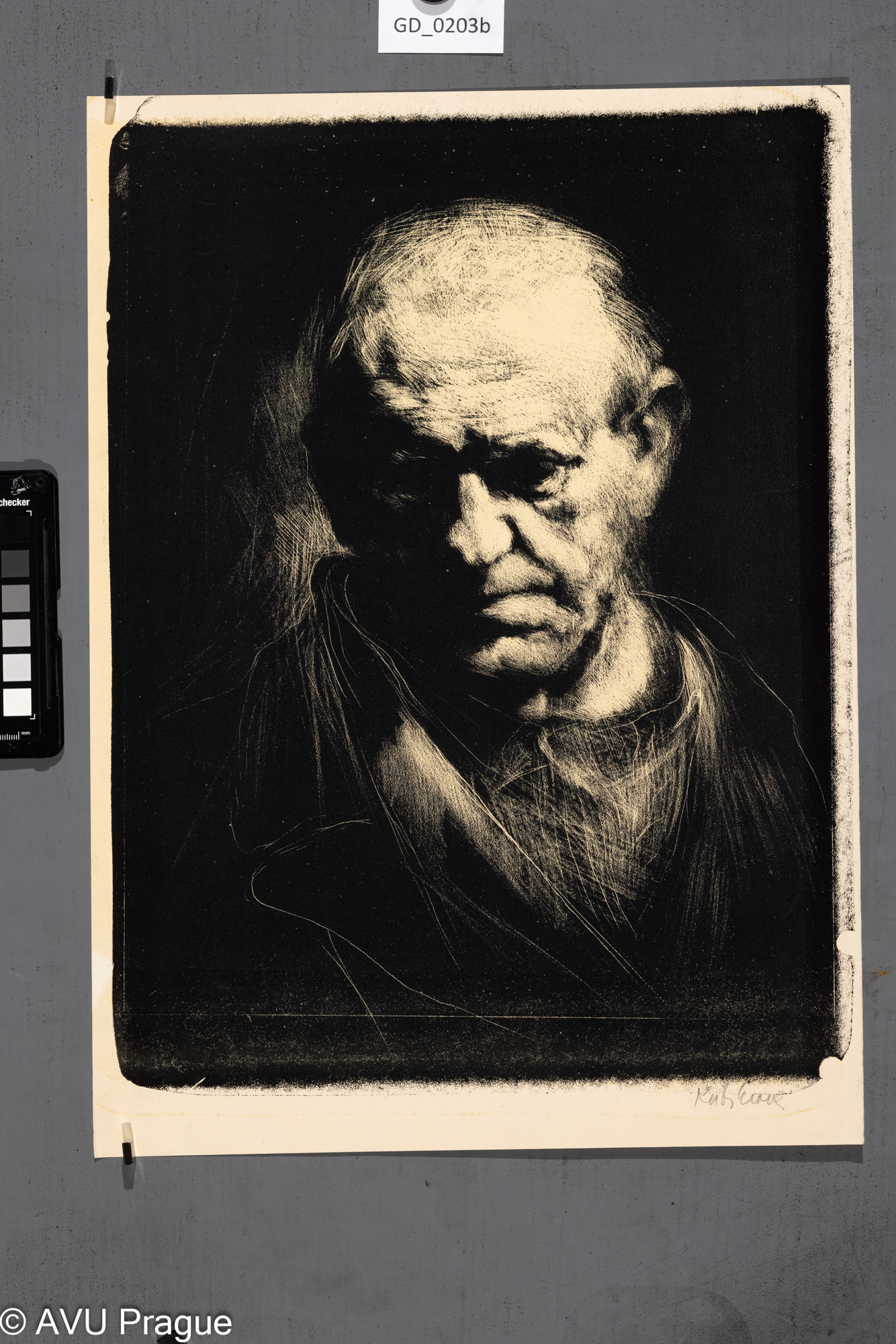 Jiřina Kubínová, Hlava muže,Škrábaná litografie, 43,2 x 32,46,5 x 33,2, Silovský