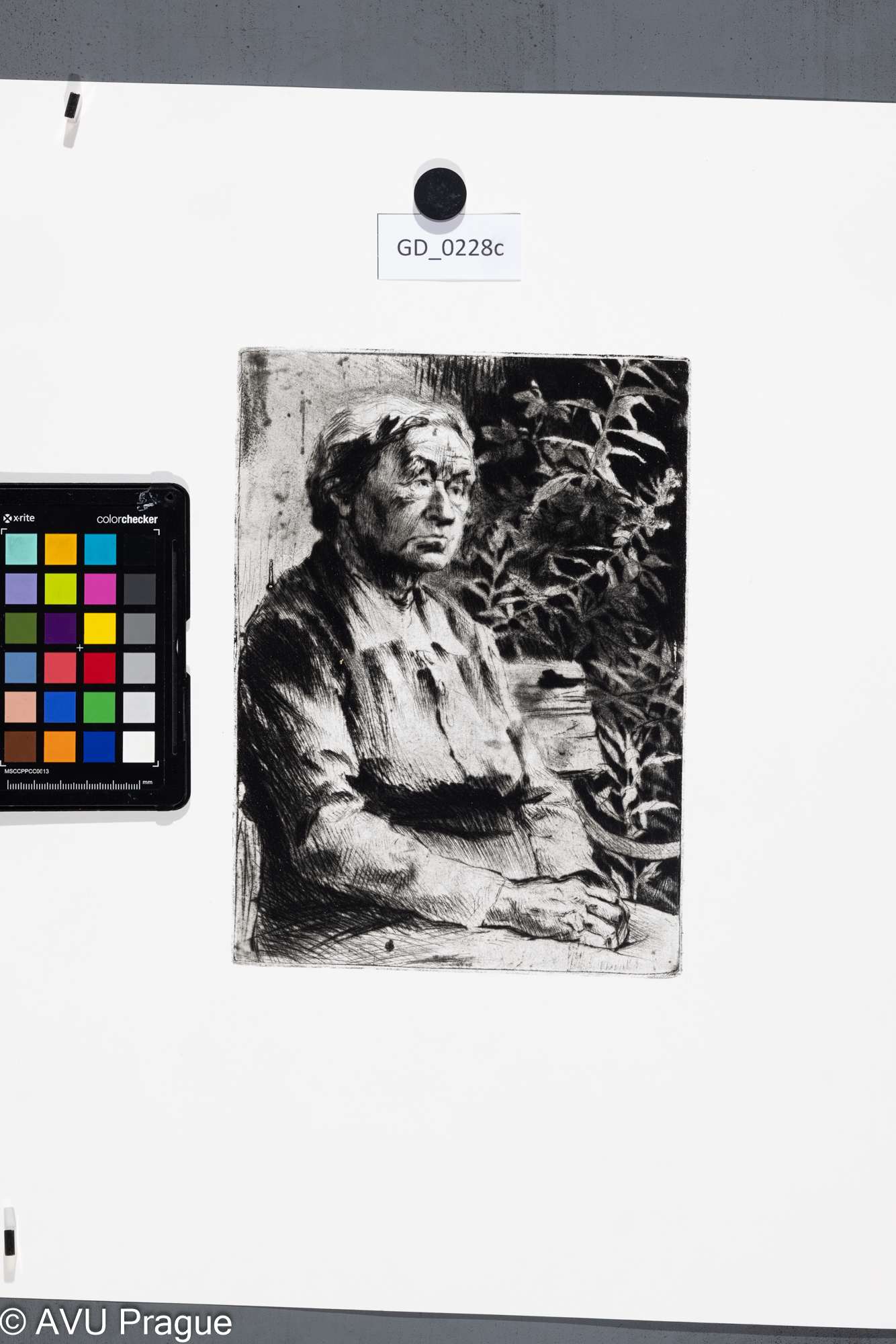 Jiřina Kubínová, Stará žena na lavičce, Suchá jehla, 17,2 x 26, 47 x 37,5, Silovský, novotisk z originální matrice 2023