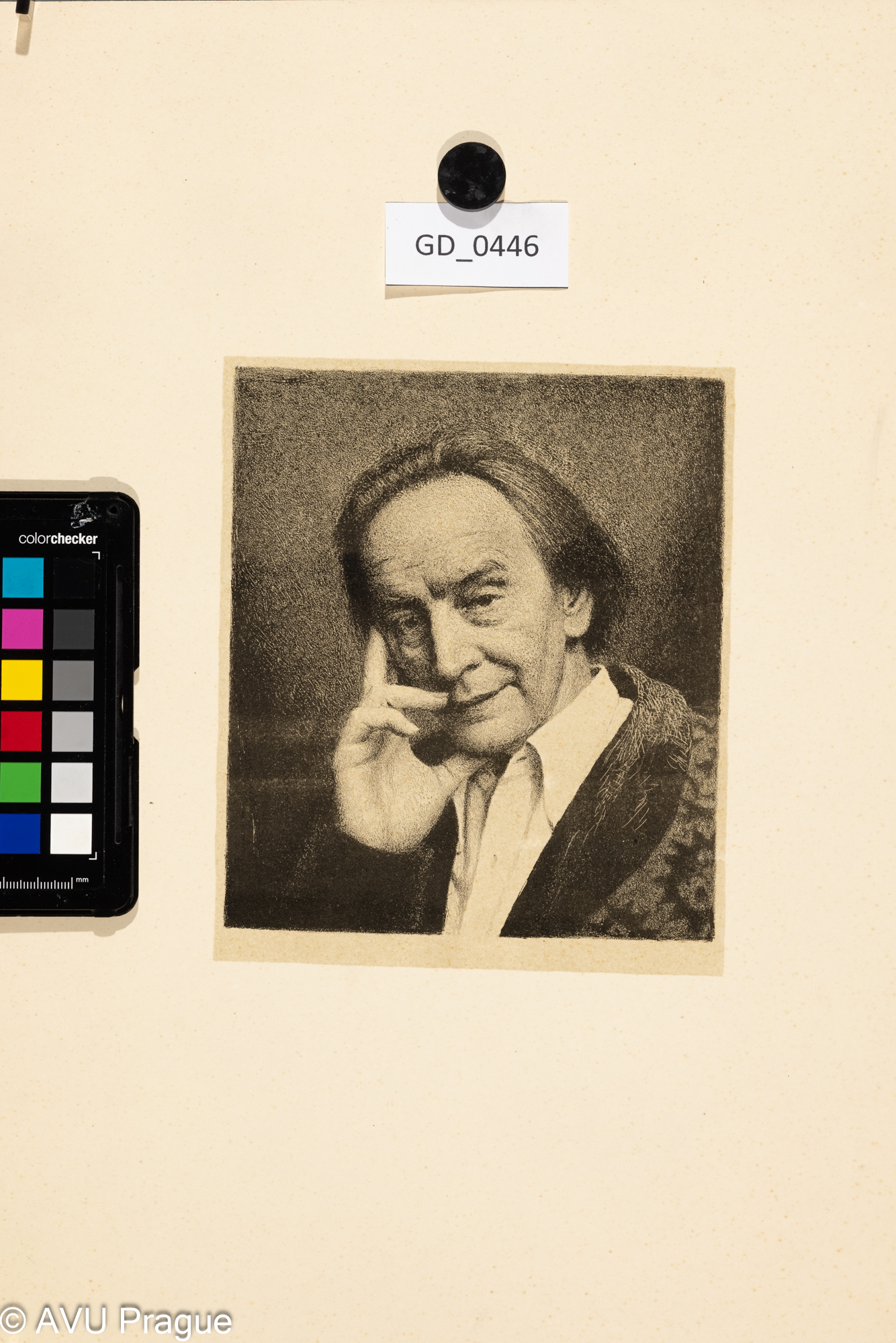 Vratislav Nechleba, Autoportrét, 1955; Litografie - podtisk, 18 x 15,1,; 43,4 x 33,1 (Na základě Autoportrétu z roku 1946 -  GASK O 1713)

Vratislav Nechleba