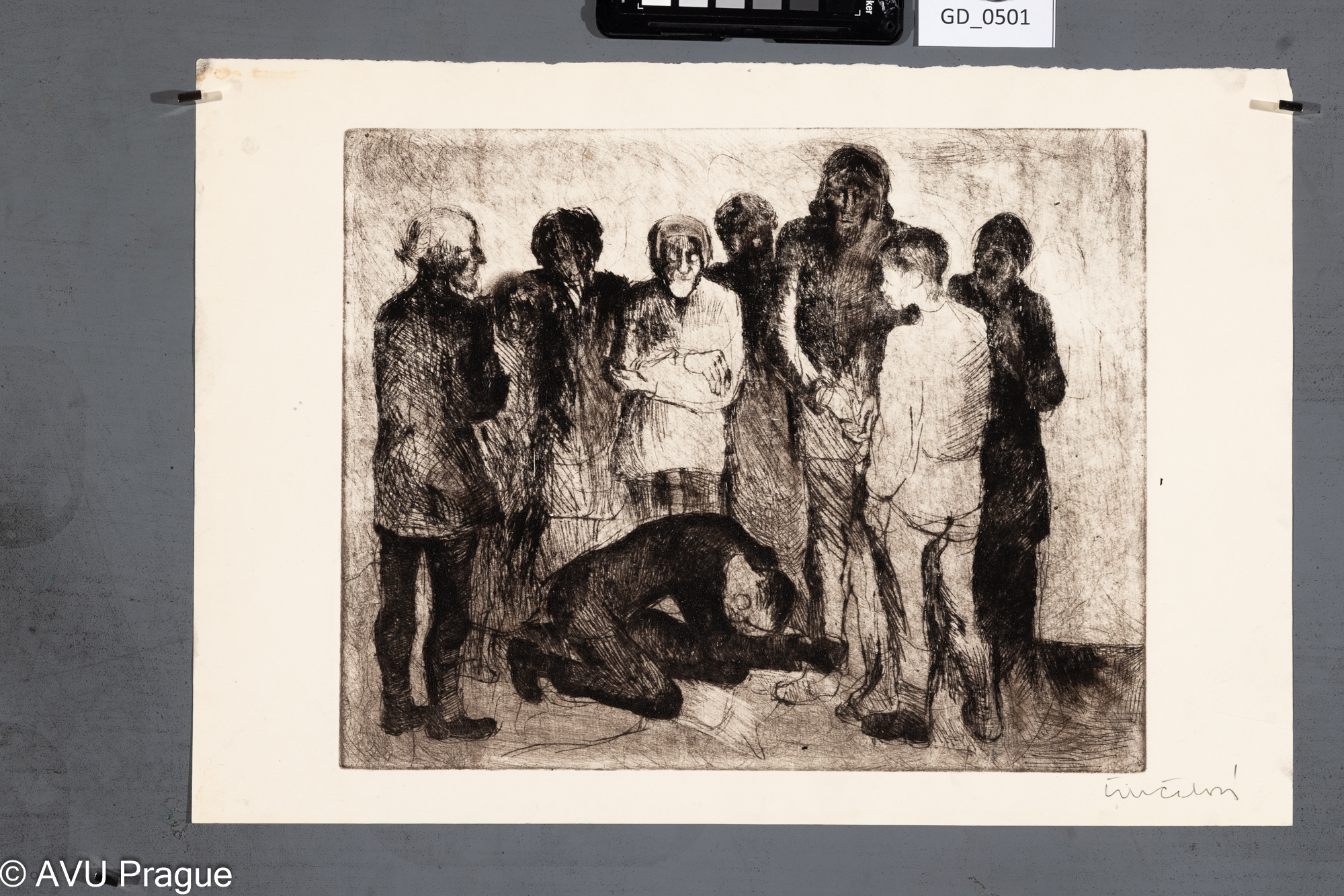 Eva Činčerová, Stojící skupina u raněného, Suchá jehla, 26,3 x 32,9,30,8 x 44,9, Tittelbach