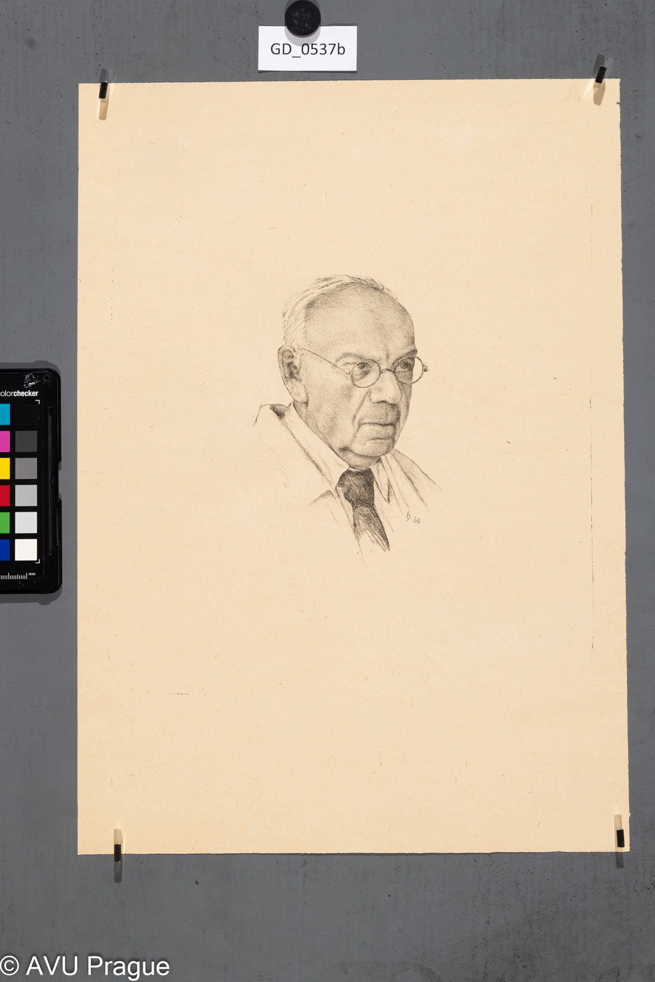 O. Hněvkovský, Hlava muže s brýlemi, 1962, Litografie, 15,7 x 9,6, 43 x 30,4