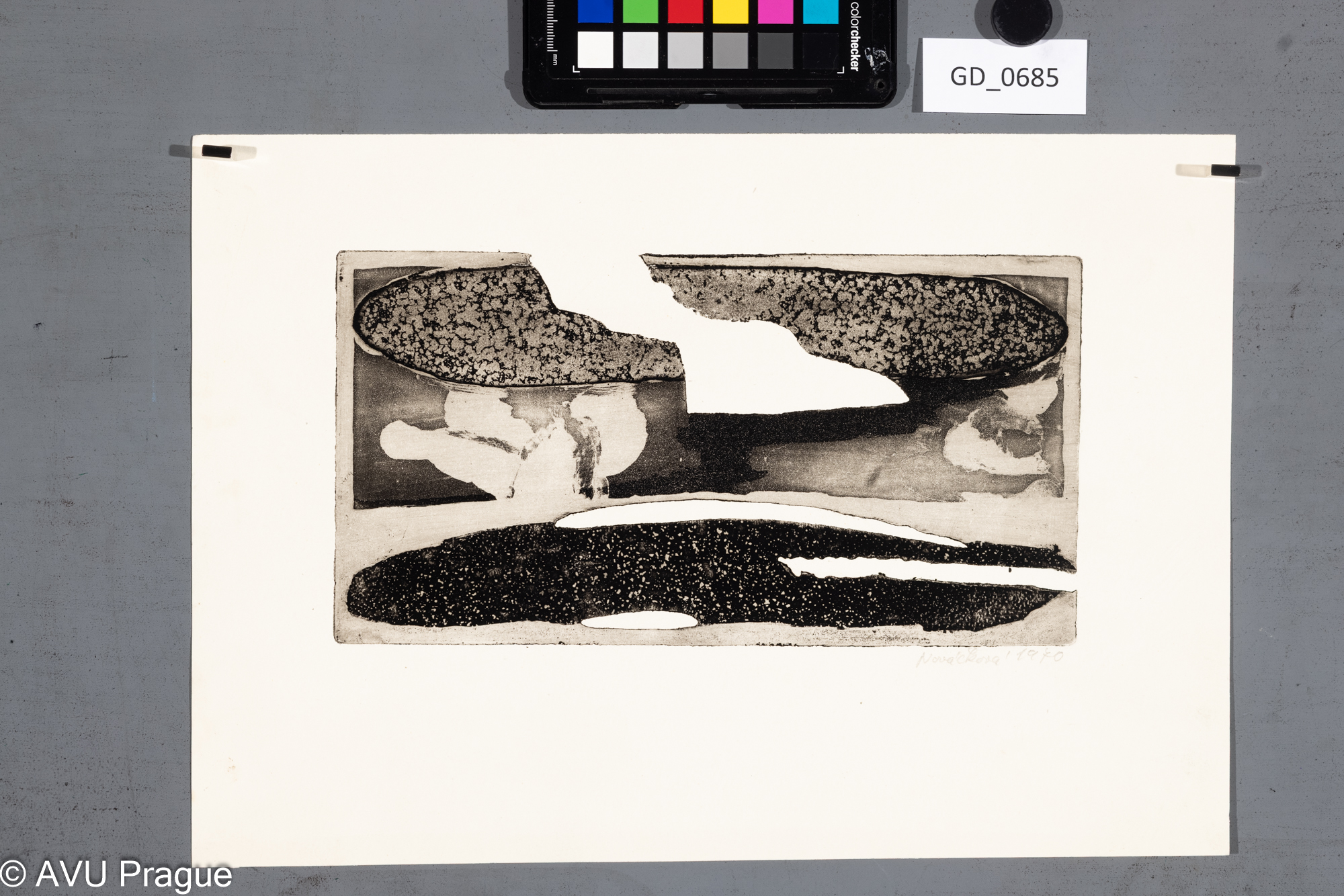 Zuzana Nováčková, Abstrakce,1970, Akvatinta - prolept, 13,2 x 24,8, 24,2 x 34,7, Čepelák