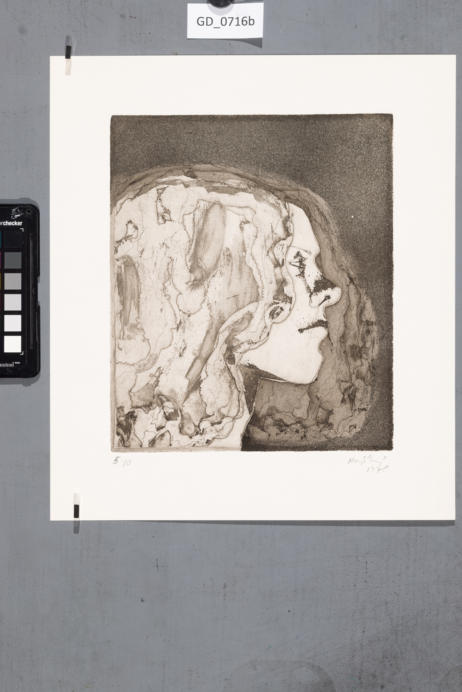 Zuzana Nováčková, Portrét,1970, Měkký kryt, akvatinta,24,4 x 20,5, 33,6 x 29,3, Čepelák