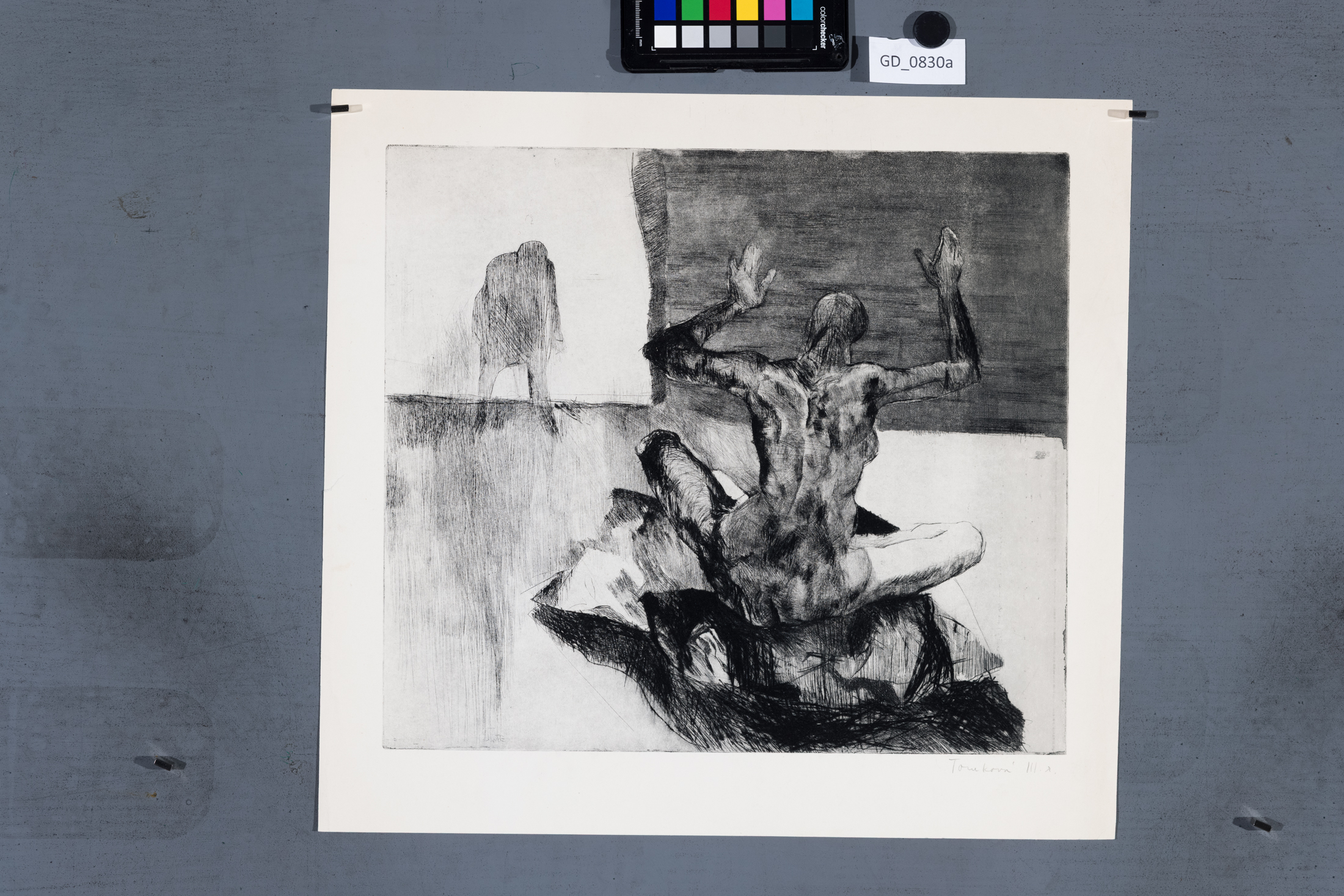 Eva Tomková, Žena v jogínské poloze s postavou na pozadí, 70. léta, Suchá jehla, 30,1 x 37,5,40,8 x 44,Jiroudek