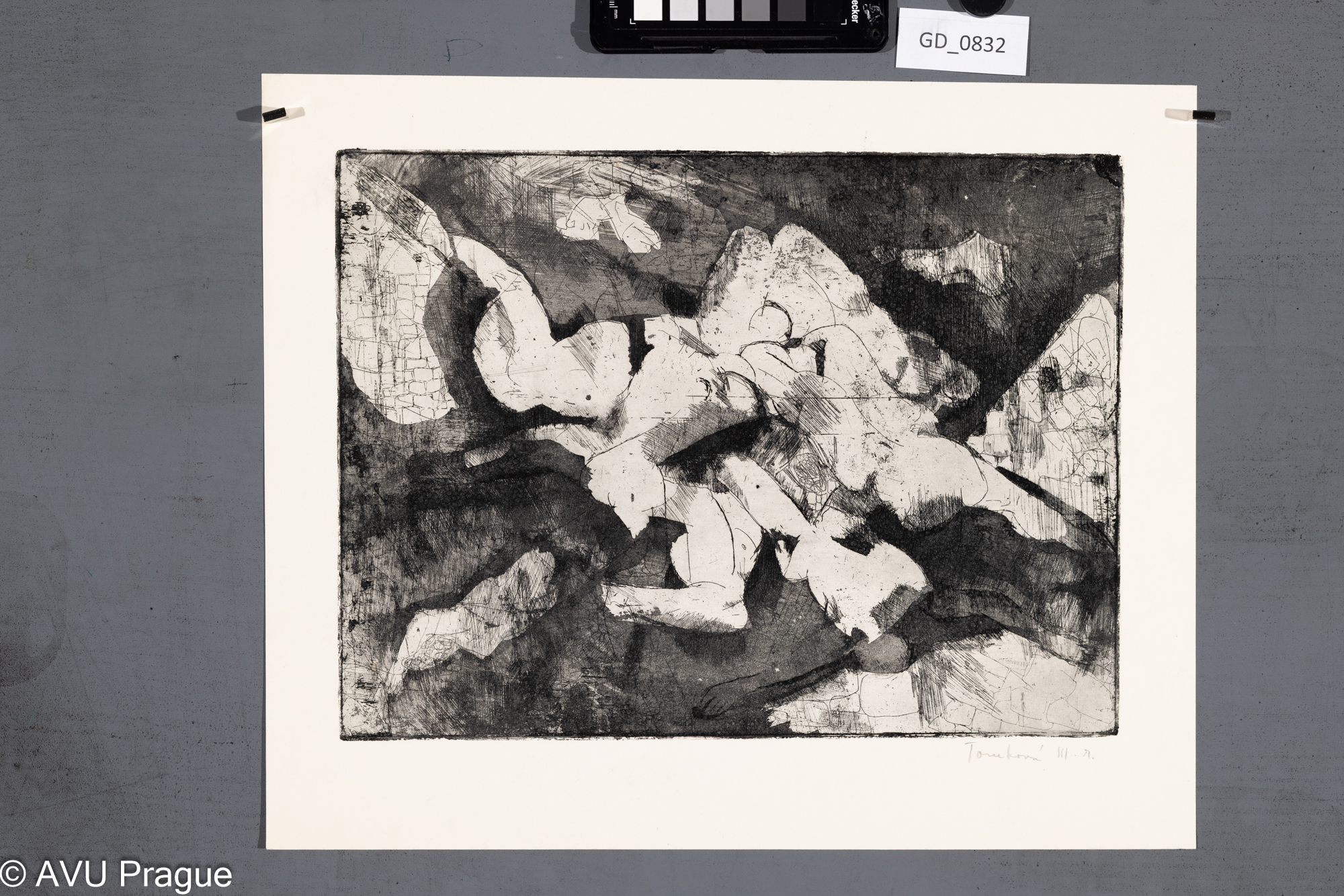 Eva Tomková, Ležící postavy, 70. léta, Lept / akvatinta, 24,9 x 32,8,32,6 x 39,2, Jiroudek