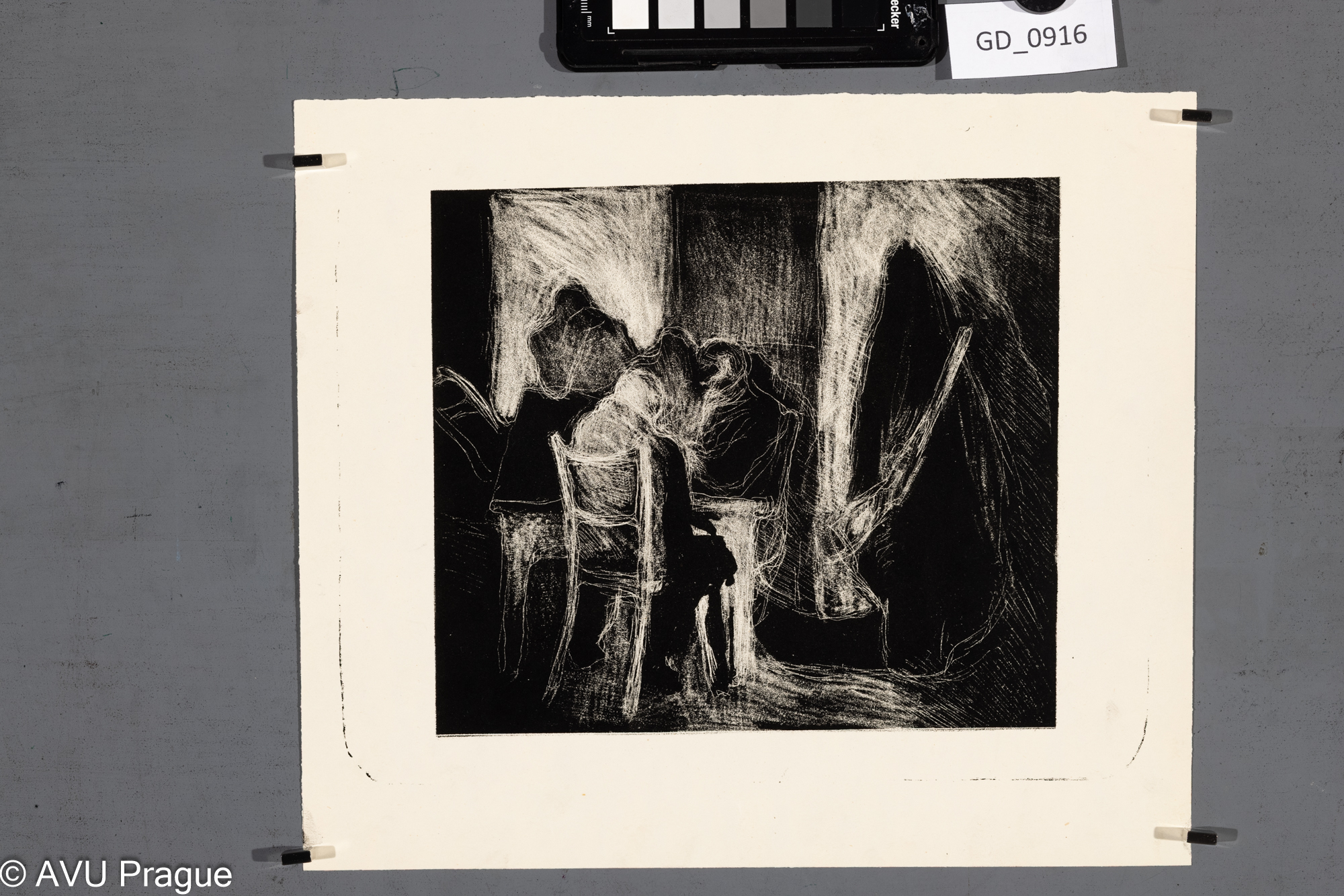 nezjištěno, U stolu,Škrábaná litografie, 18 x 20,4,25,3 x 29,2