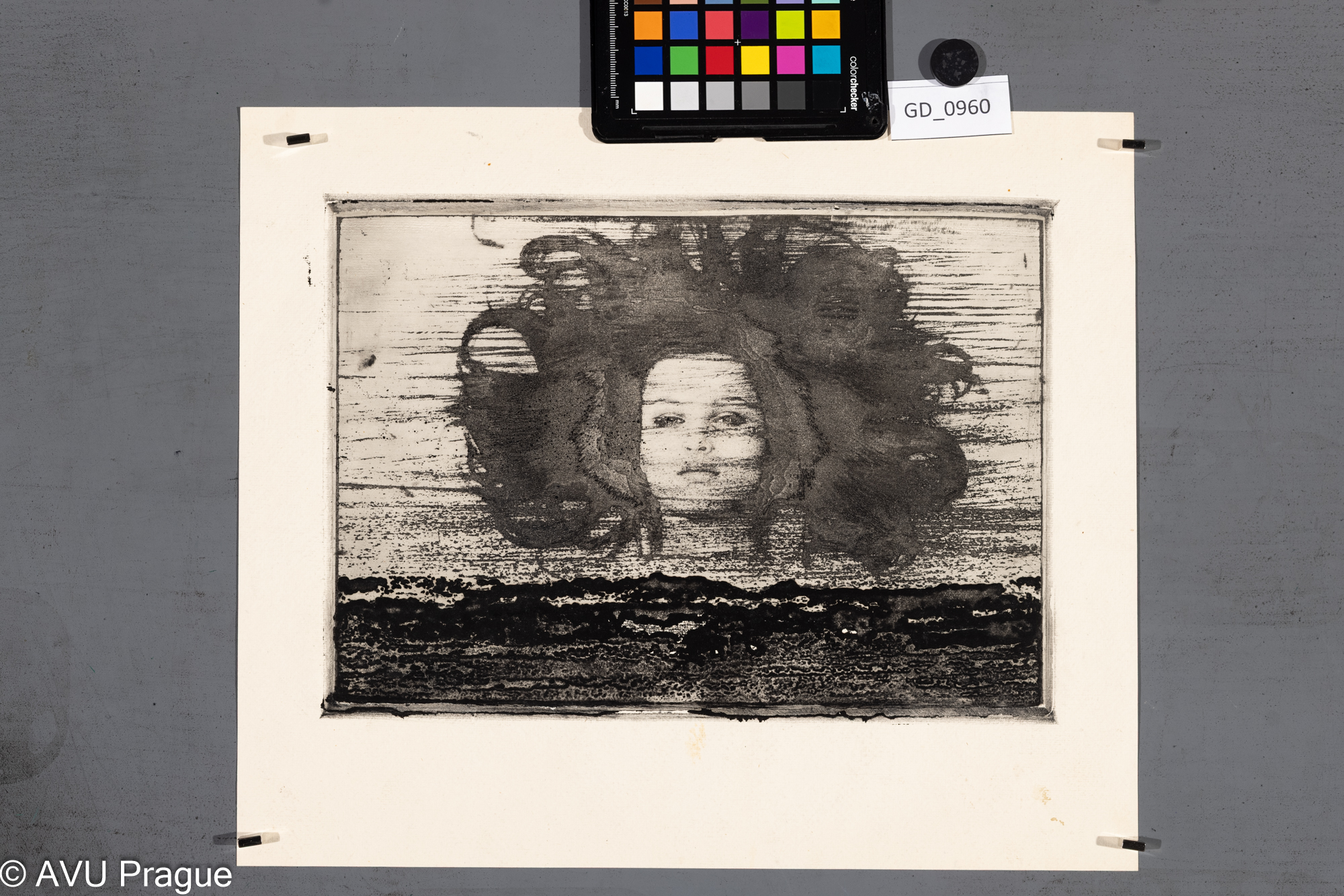 nezjištěno, Hlava dívky,akvatinta / transfer, 21,8 x 30,8,32,2 x 38