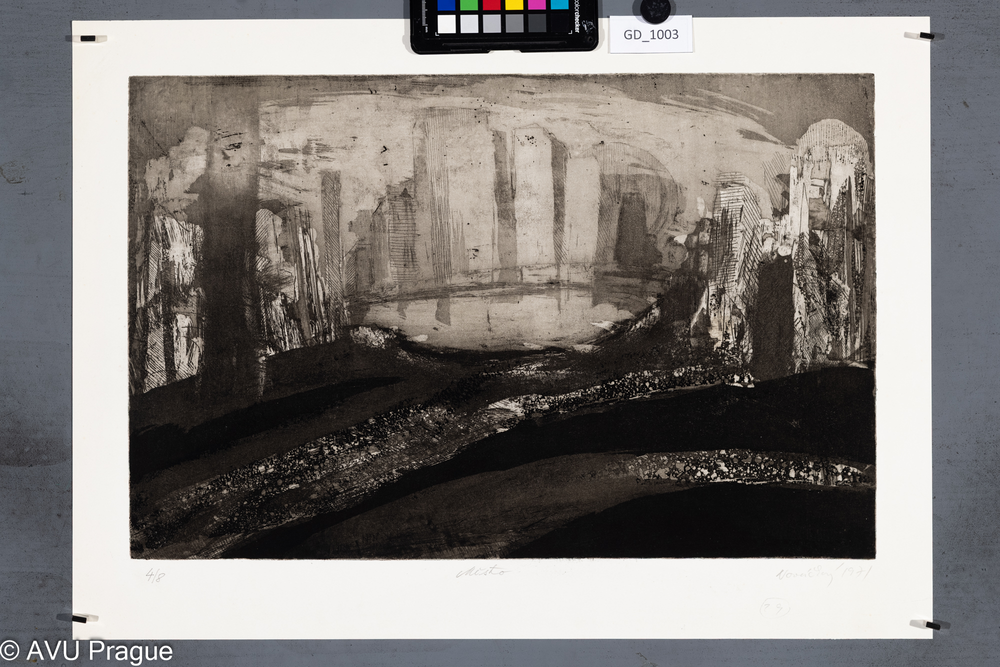 Zuzana Nováčková, Město, 1971, Lept / akvatinta, 32 x 49,4, 41,5 x 57,2, Čepelák