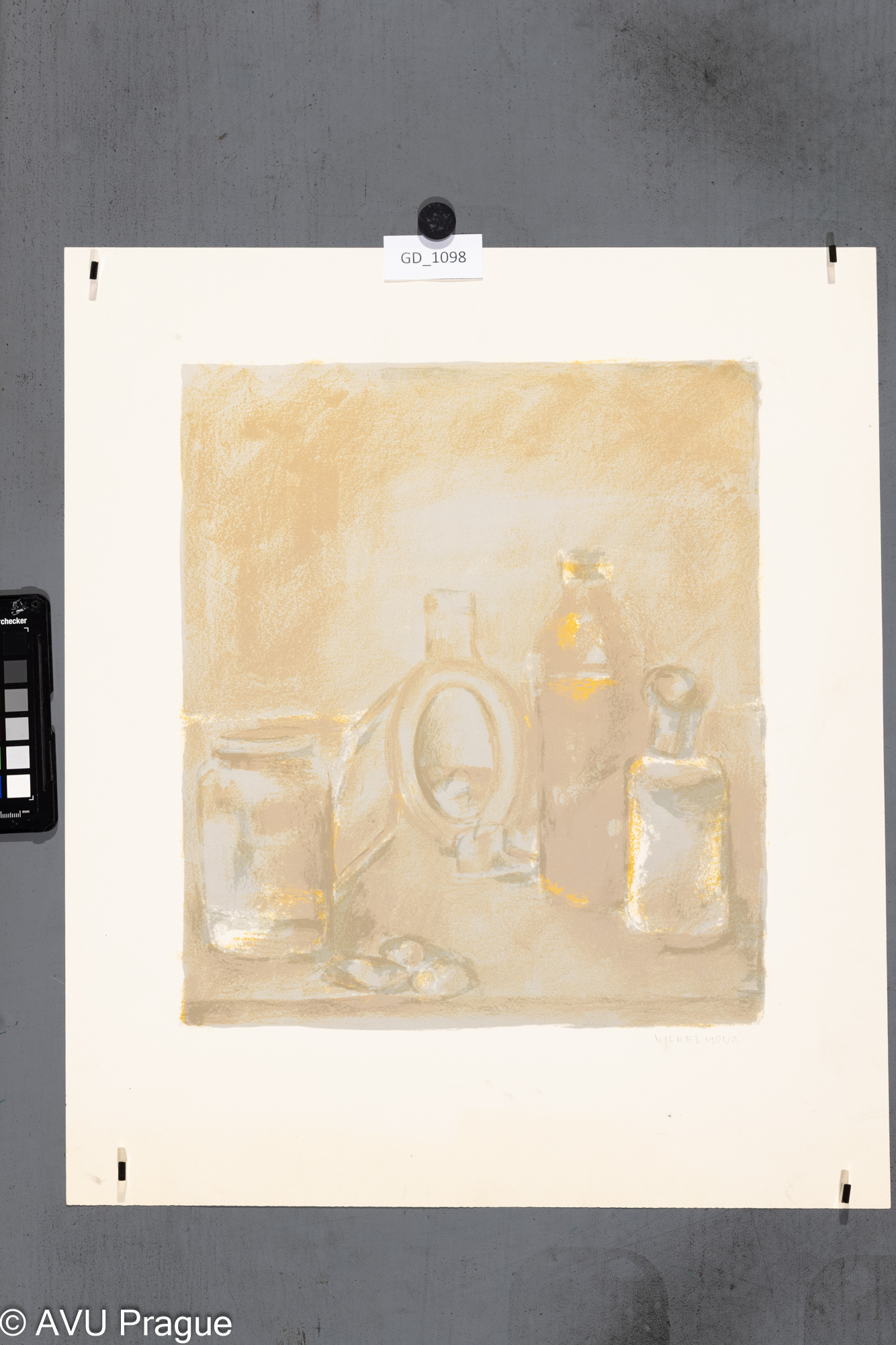 Lenka Wilhelmová, Zátiší s lahvemi,Litografie - čtyři barvy, 35,3 x 30,5,50,8 x 42,8, Čepelák