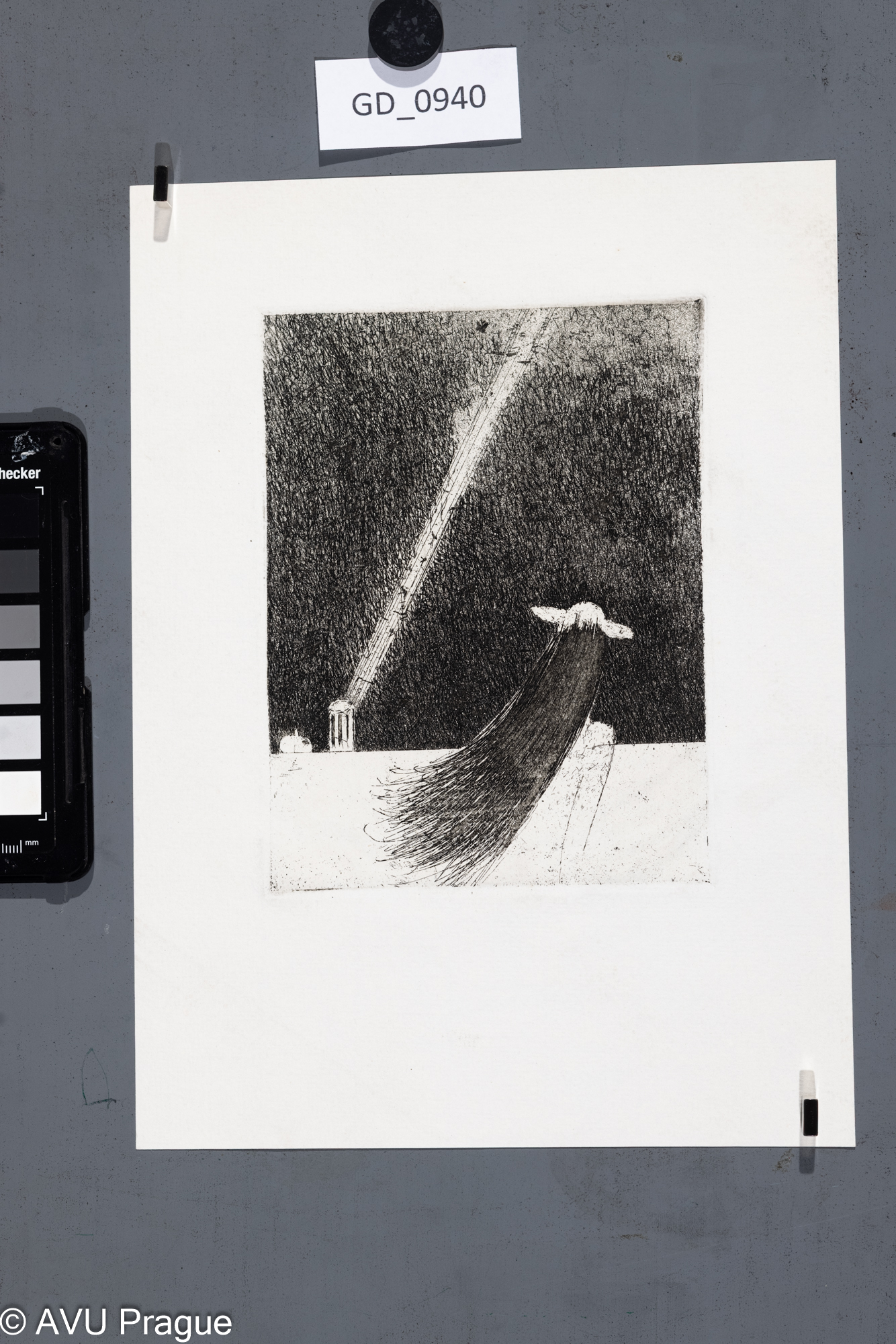 Ilustrace_dáma, chrám, obloha