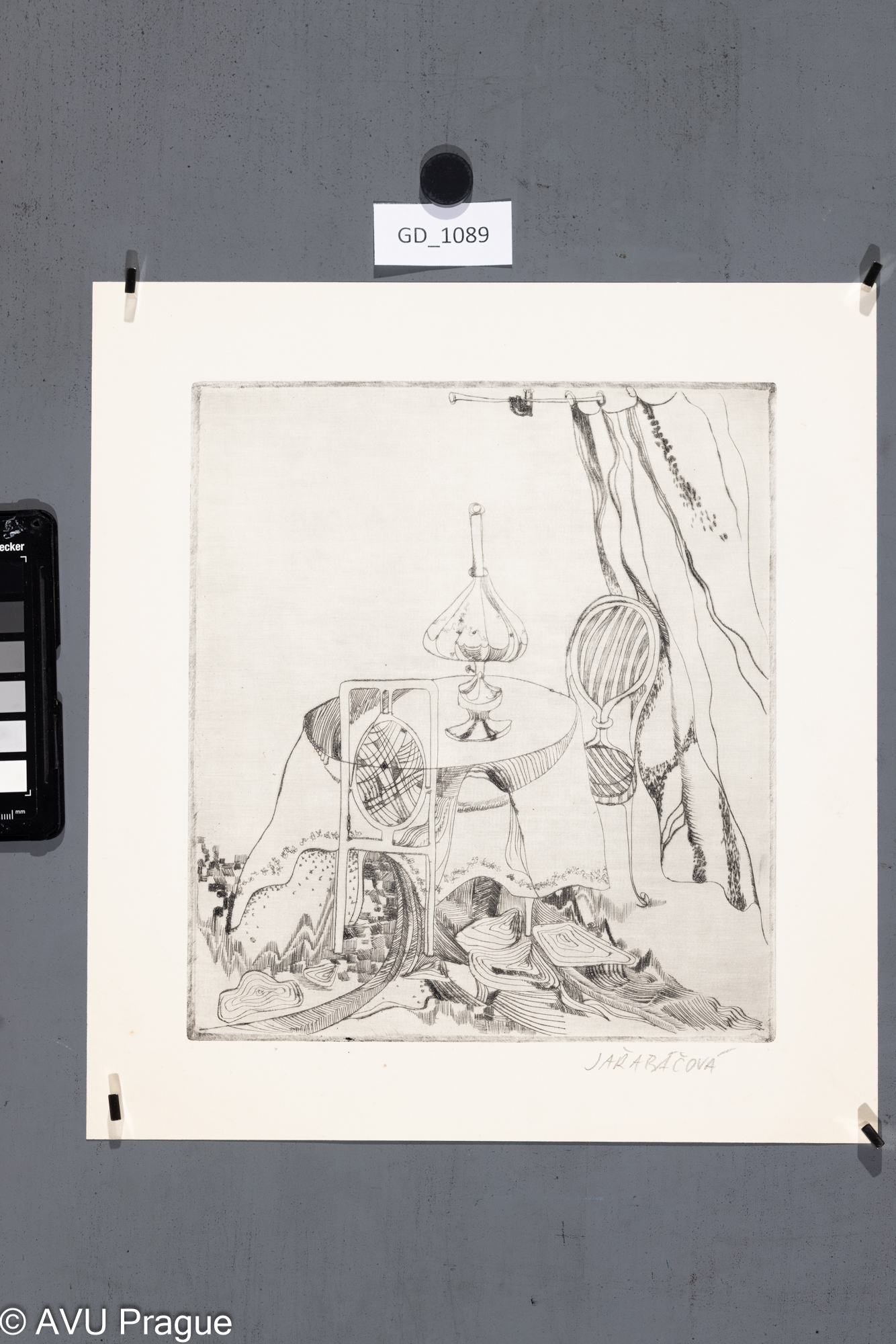 Zatiší s petrolejovou lampou